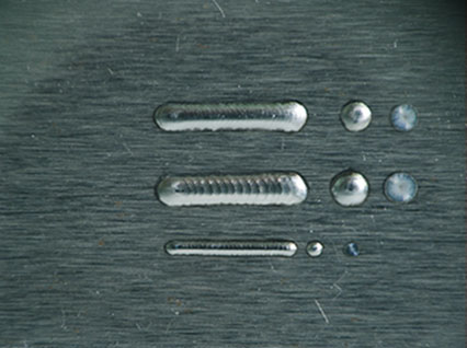 <a href='http://m.hkbiaodian.com/product/3.htm' class='text_a'>模具激光焊機</a>修復鏡面模具效果